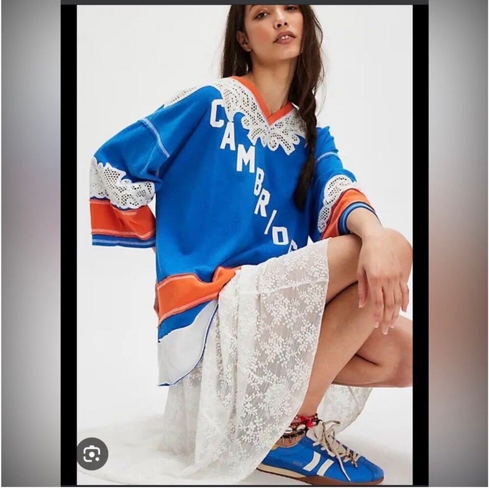 We The Free Stanley Tee Size S